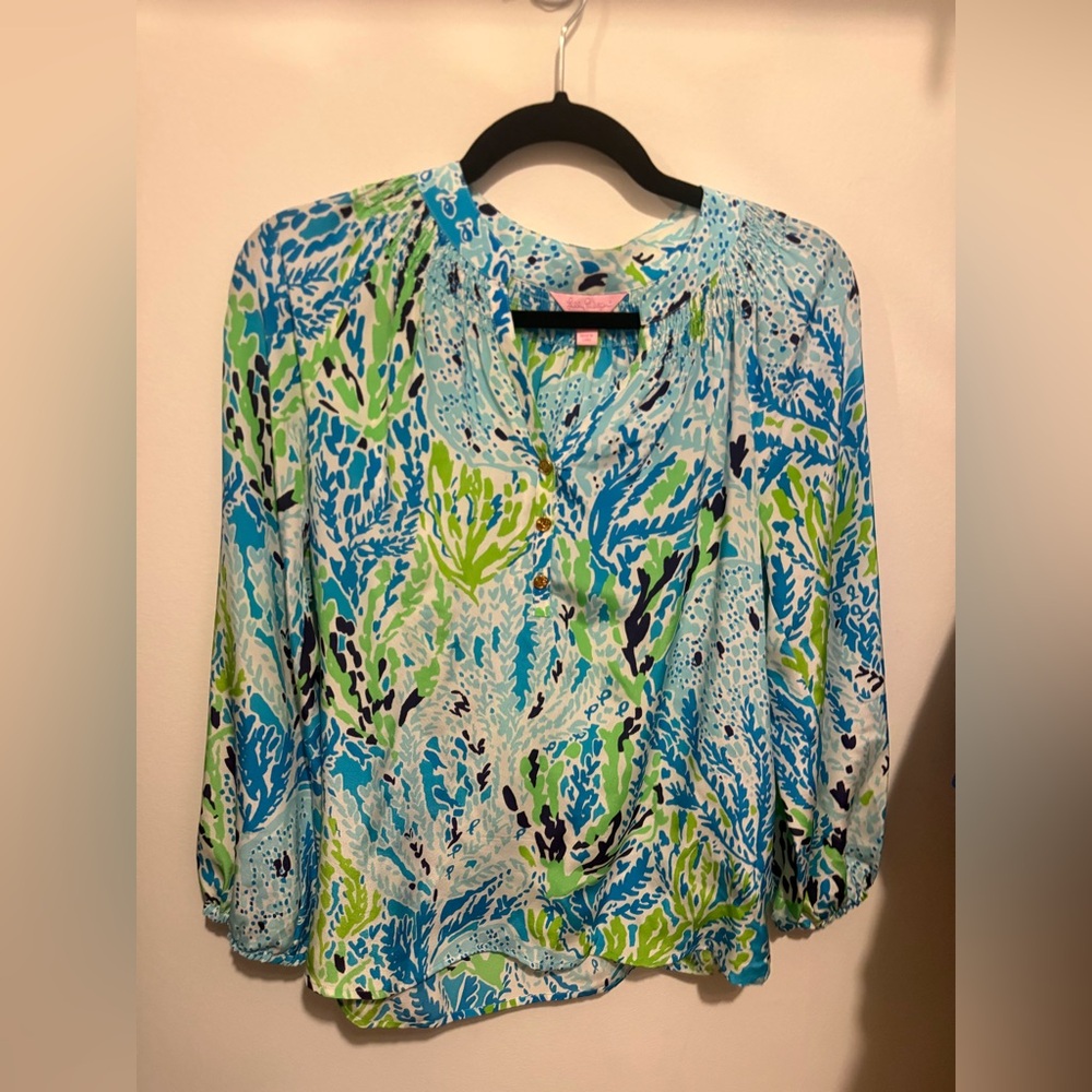 Lilly Pulitzer size XS Women's Blue and Green Patterned Top